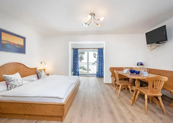 Mia - Non-serviced Apartment