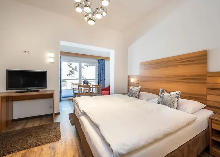 Mia - Non-serviced Apartment *